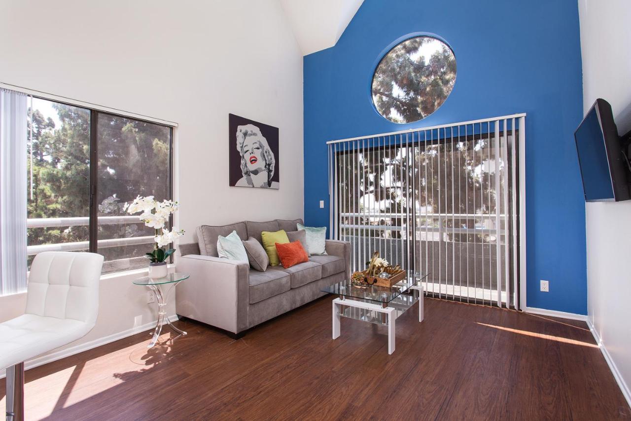 Aparthotel Hollywood Blvd Plus Parking Los Angeles